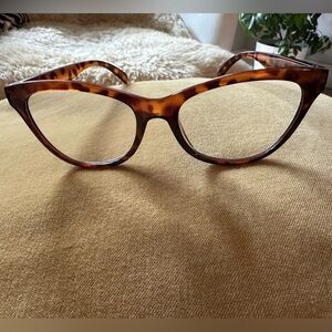 Betsey Johnson tortoise readers 1.50